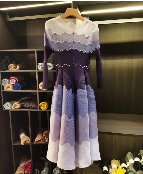 Loose-fit Color-block Printed Dress